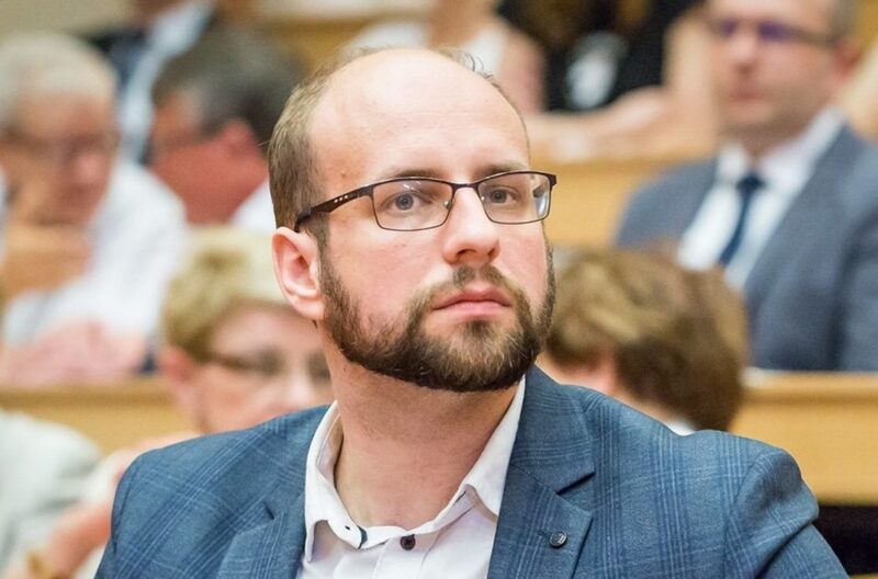 dr Janusz Wdzięczak